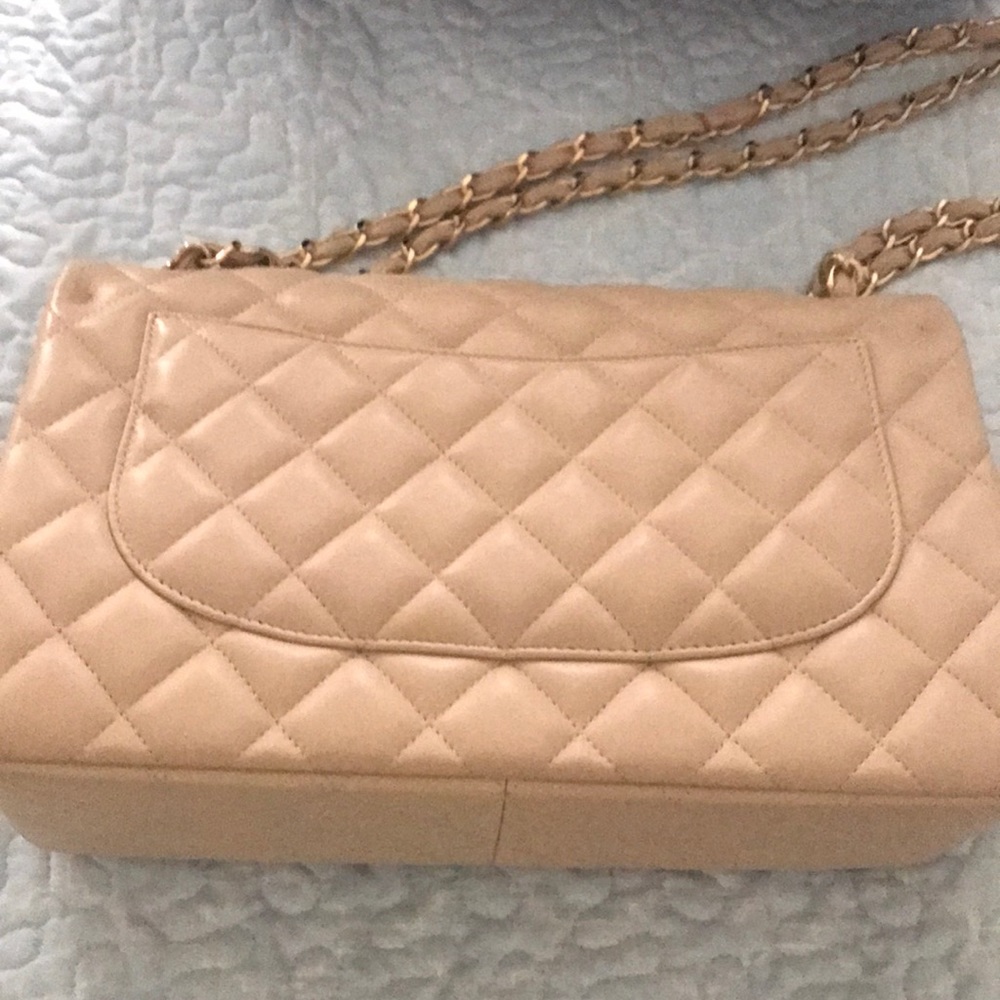 Chanel Jumbo - Picture 2 of 3